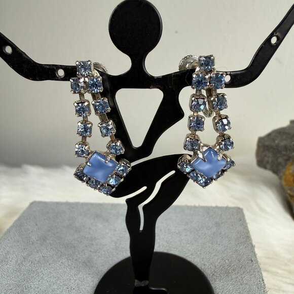Vintage Jewelry - Vintage Blue Rhinestone Silver Tone Dangle & Drop Screw Back Earrings